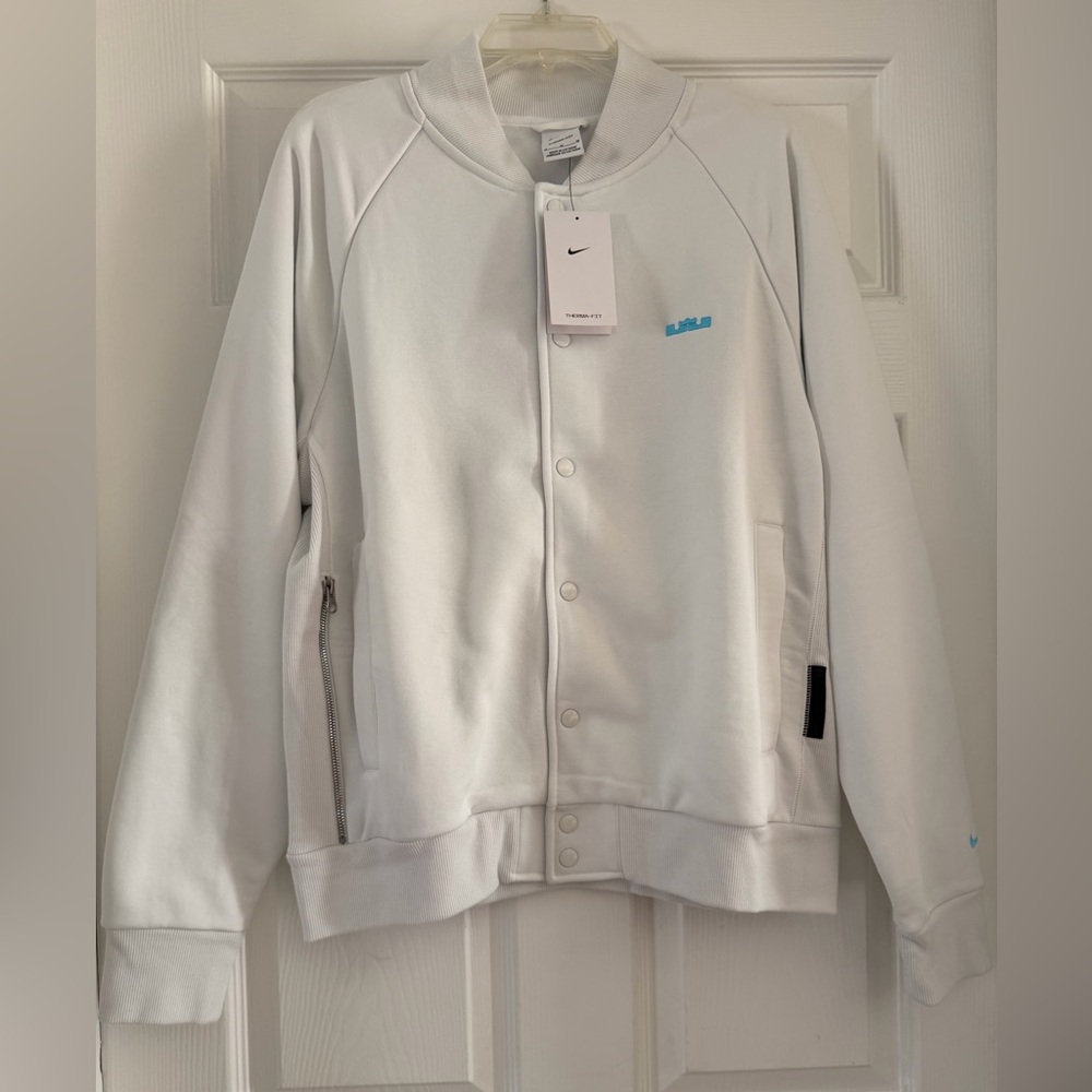 Nike LeBron Jacket with Strive For Greatness Therma-Fit